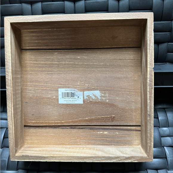 Eat, Drink & Be Scary Decorative Halloween Sign Wooden 8x8 Funny Halloween NWOT - Picture 2 of 2